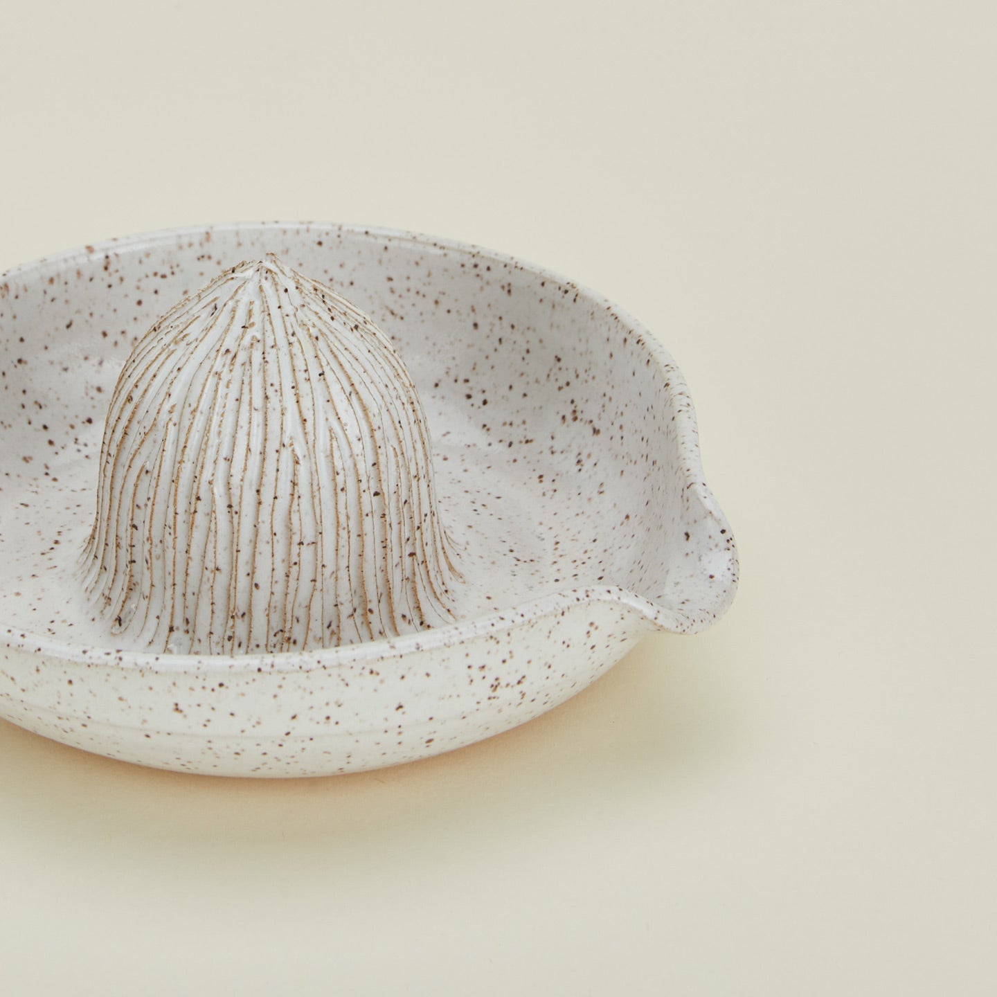 Citrus Juicer - White