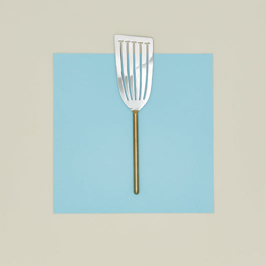 Simple Metal Fish Spatula - Brass