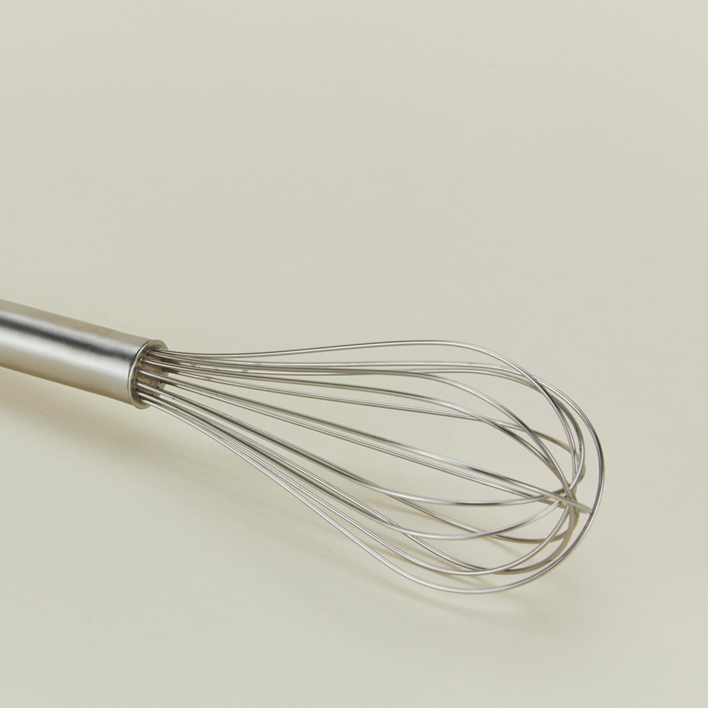 Simple Metal Whisk - Silver
