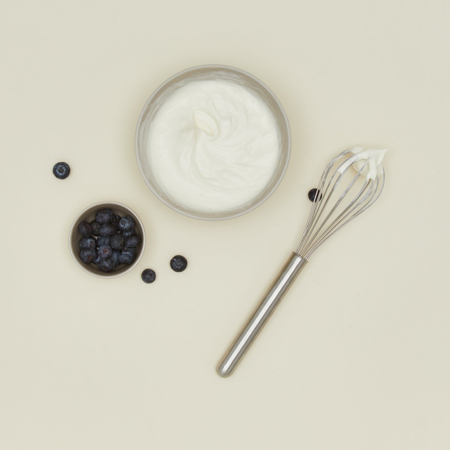 Simple Metal Whisk - Silver